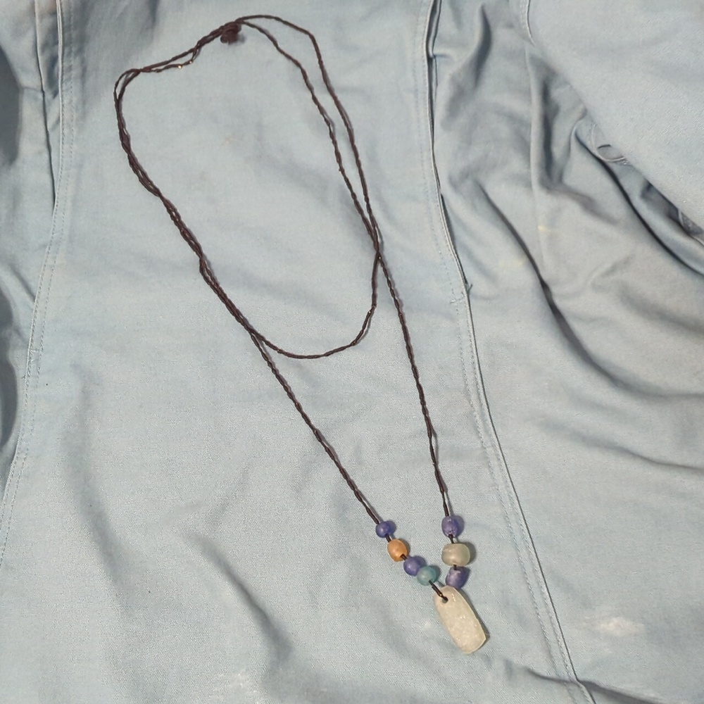 Necklace - Picture 2 of 3